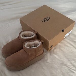 UGG Classic Ultra Mini Platform Boots